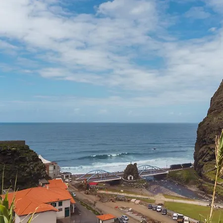 Guestready - Scenic Retreat With Stunning Views Apartment