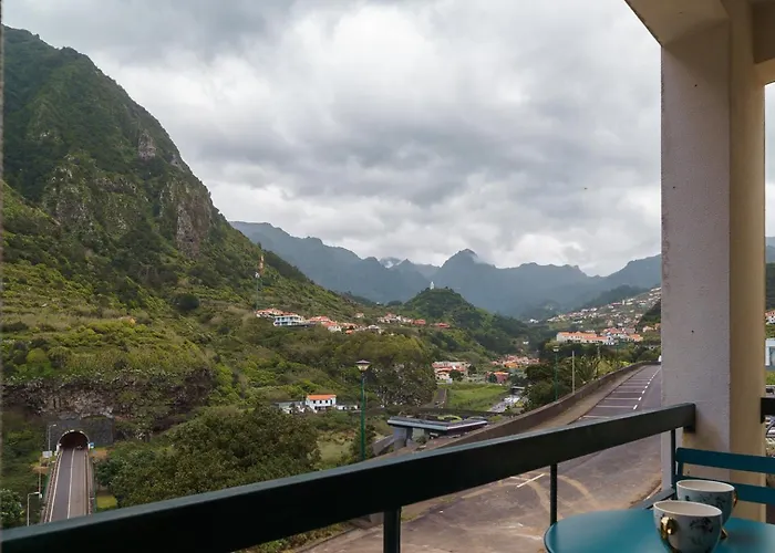 Guestready - Scenic Retreat With Stunning Views *